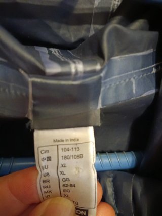 Cortavientos Quechua azul marino