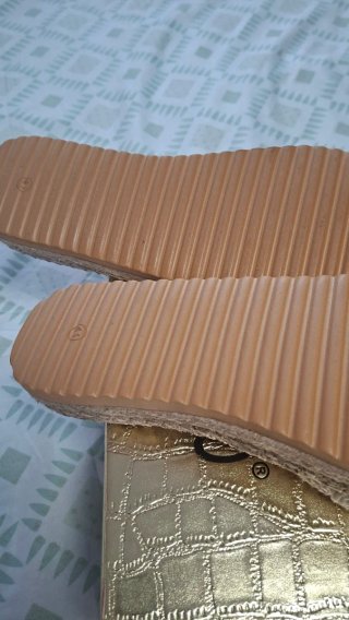 Sandalias Beige Nuevas