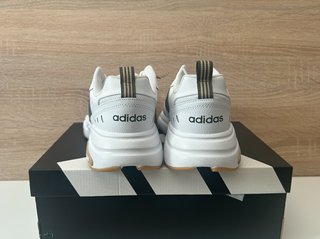 Zapatillas Adidas Strutter Talla 44