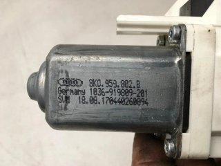 Elevalunas delantero derecho Audi Q3 8U