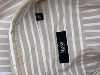 Camisa Hugo Boss Beige Rayas Talla L