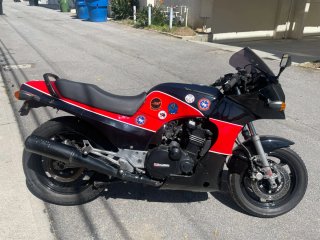 Kawasaki GPZ 900 R Top Gun