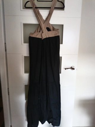 Vestido largo beige y negro