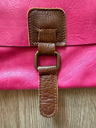 Bolso de hombro piel sintética fucsia Nueva