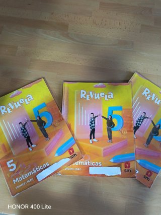 Libros matemáticas Revuela 5 EPO