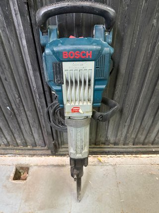 Martillo Bosch GSH 16 Professional
