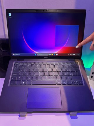 Portátil i7 Potente Tactil