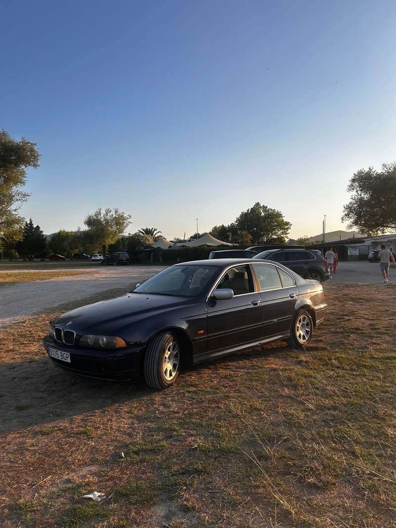 BMW 520d M - foto 1