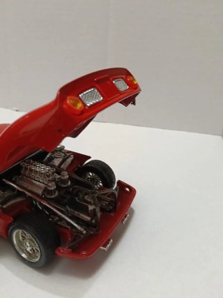Ferrari 250 LM 1/18