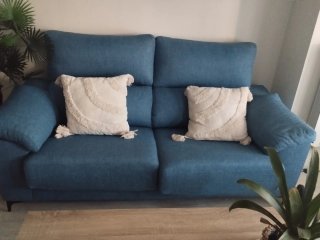 Sofá azul de tela