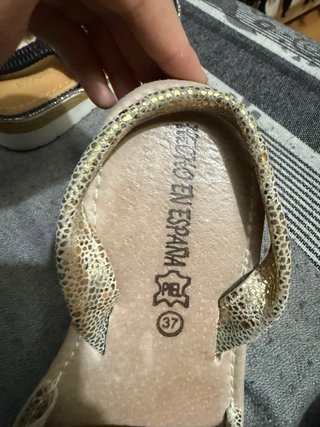 Sandalias doradas Talla 37