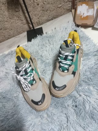Zapatillas Balenciaga Beige/Verde/Amarillo Talla 4