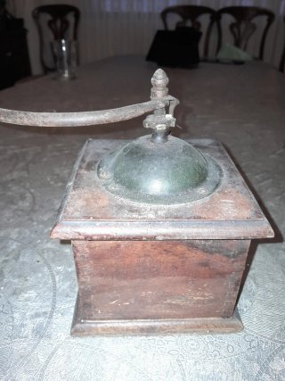 Molinillo de café antiguo Elma
