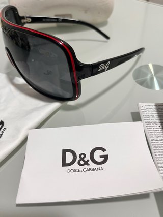 Gafas NUEVAS de sol Dolce & Gabbana negras y rojas