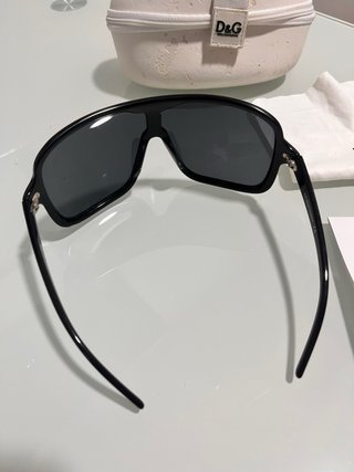 Gafas NUEVAS de sol Dolce & Gabbana negras y rojas