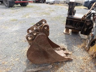 Brazo Excavadora Caterpillar BH30