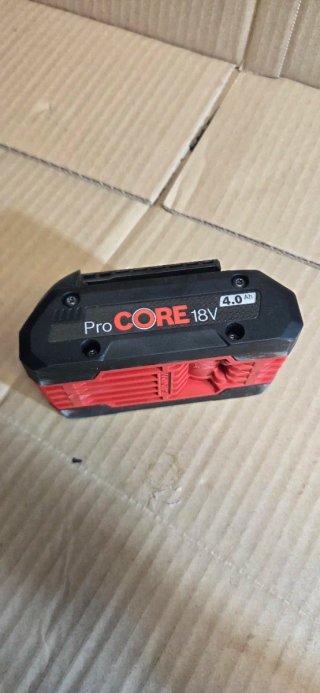 Cargador y Batería Bosch ProCORE 18V 4Ah