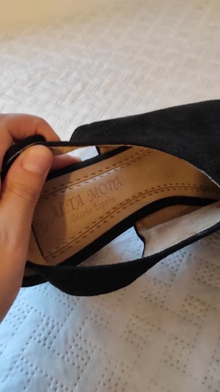 Zapatos de tacón negros