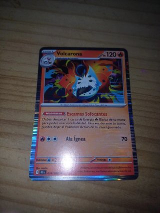 Carta Pokémon Volcarona 120 HP