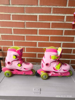 Patines Oxelo Talla 30-32 Rosa/Verde