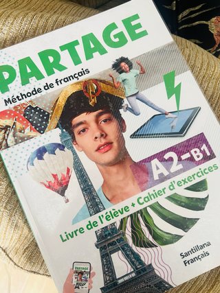 Libro de Francés Partage A2 - B1