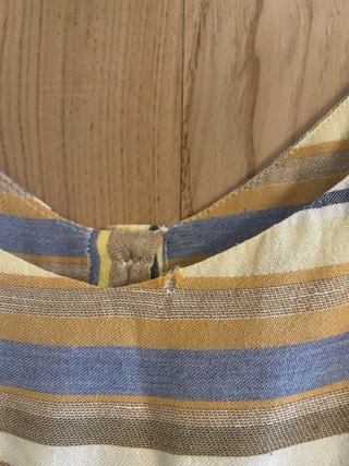 Vestido de tirantes con rayas