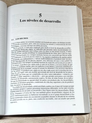 Economía mundial UNED