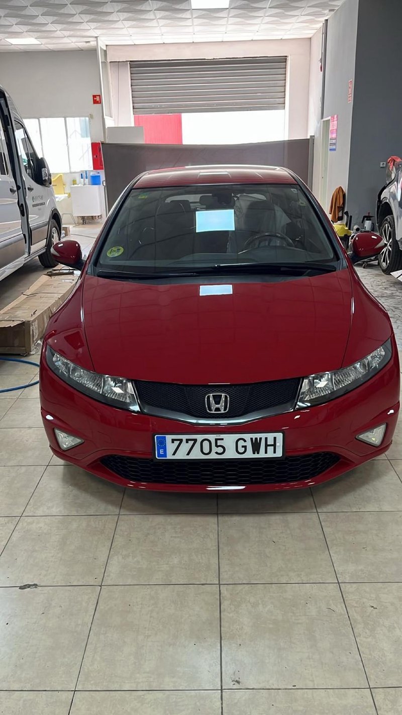 Honda Civic 2010 - foto 1
