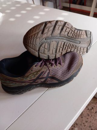 Zapatillas Asics Talla 42.5