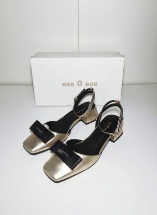 Sandalias de piel eseOese talla 38