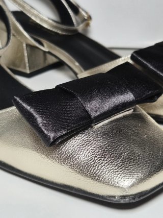 Sandalias de piel eseOese talla 38