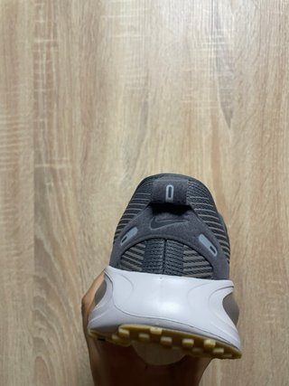 Nike Vomero 18 Talla 38.5 zapatillas de correr