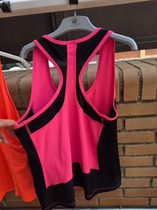 Lote 2 camisetas running sin mangas H&M y RBX T.L