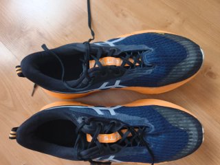 Asics Novablast 5 Zapatillas Running Hombre