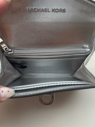 Cartera Michael Kors plateada