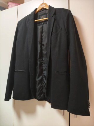 Americana JVZ Negra Talla M