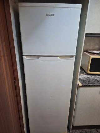 Nevera BECKEN blanca