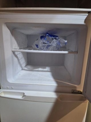 Nevera BECKEN blanca