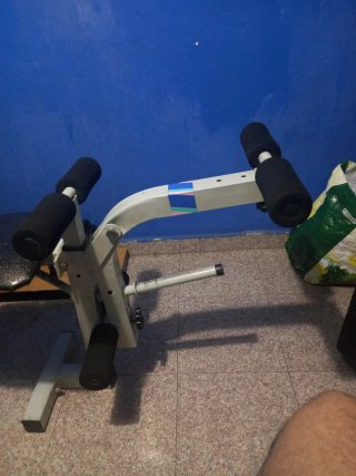 Banco de pesas multifuncional
