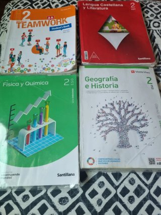 Libros de 2eso en buen estado 10cada asignatura