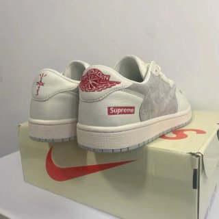 Nike Jordan 1 Low x Travis Scott x Supreme