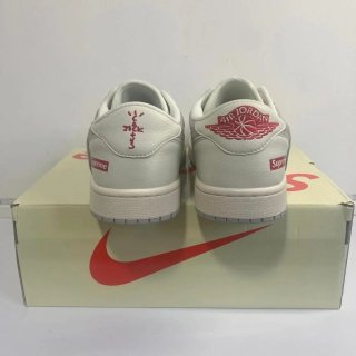 Nike Jordan 1 Low x Travis Scott x Supreme