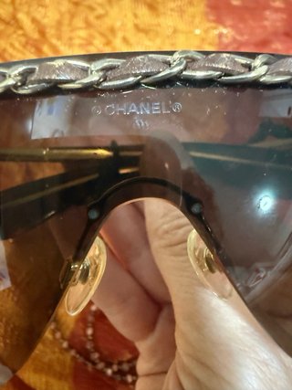 Gafas de sol Chanel vintage con funda