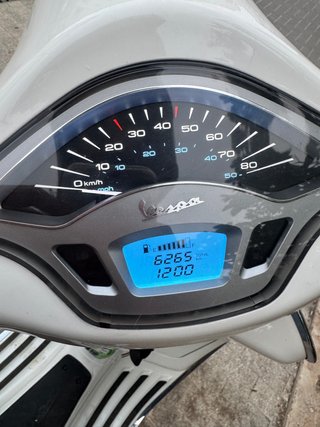 Vespa Primavera-Sprint 50 4T 3V Blanca 2021