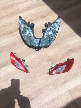 Óptica Delantera Piaggio MP3,