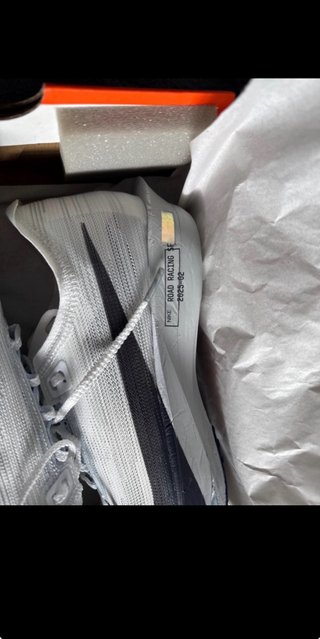 Zapatilla Nike Running Gris/Blanco