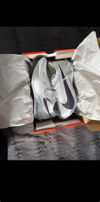 Zapatilla Nike Running Gris/Blanco