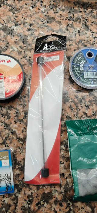 Lote de accesorios variados para pesca