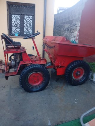 Dumper Ausa rojo