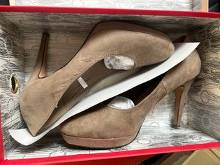 Zapatos de tacón beige/marrón